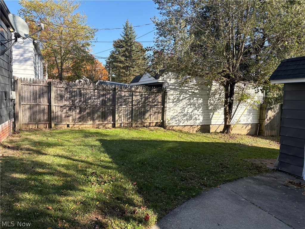 17906 Libby Road Maple Heights OH 44137