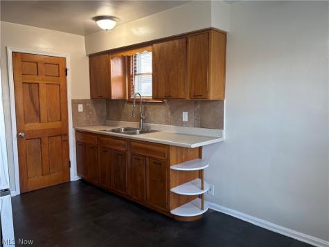 17906 Libby Road Maple Heights OH 44137