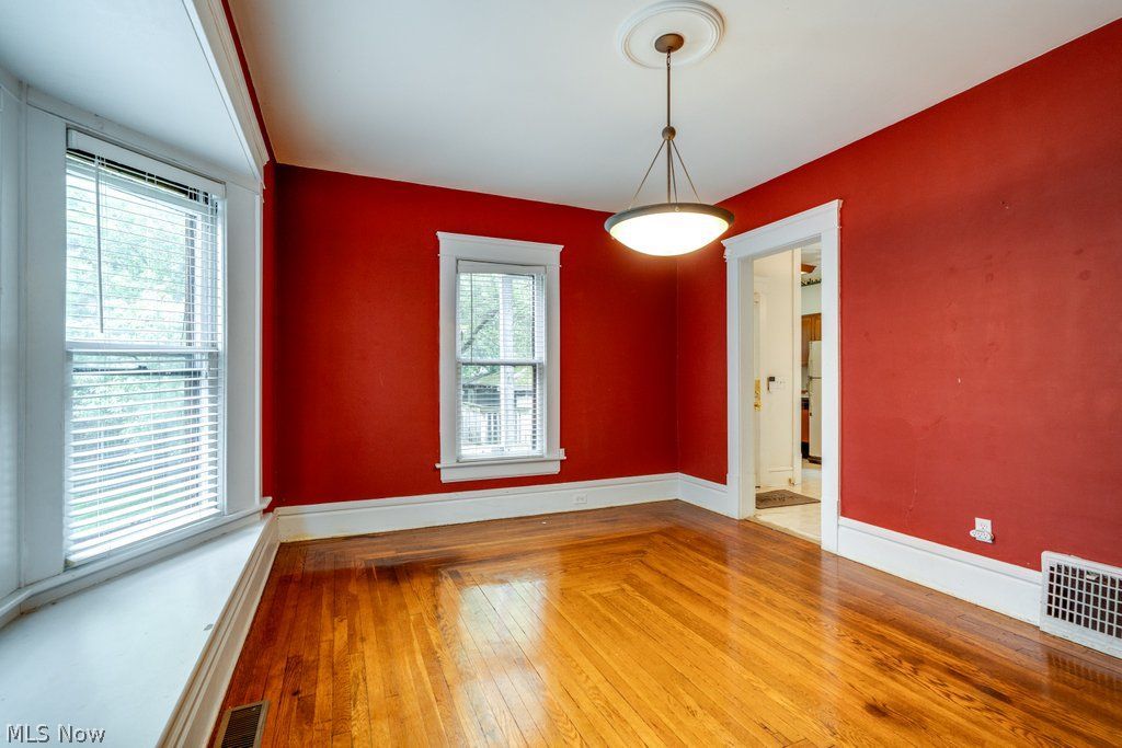 836 Elmore Avenue Akron OH 44302