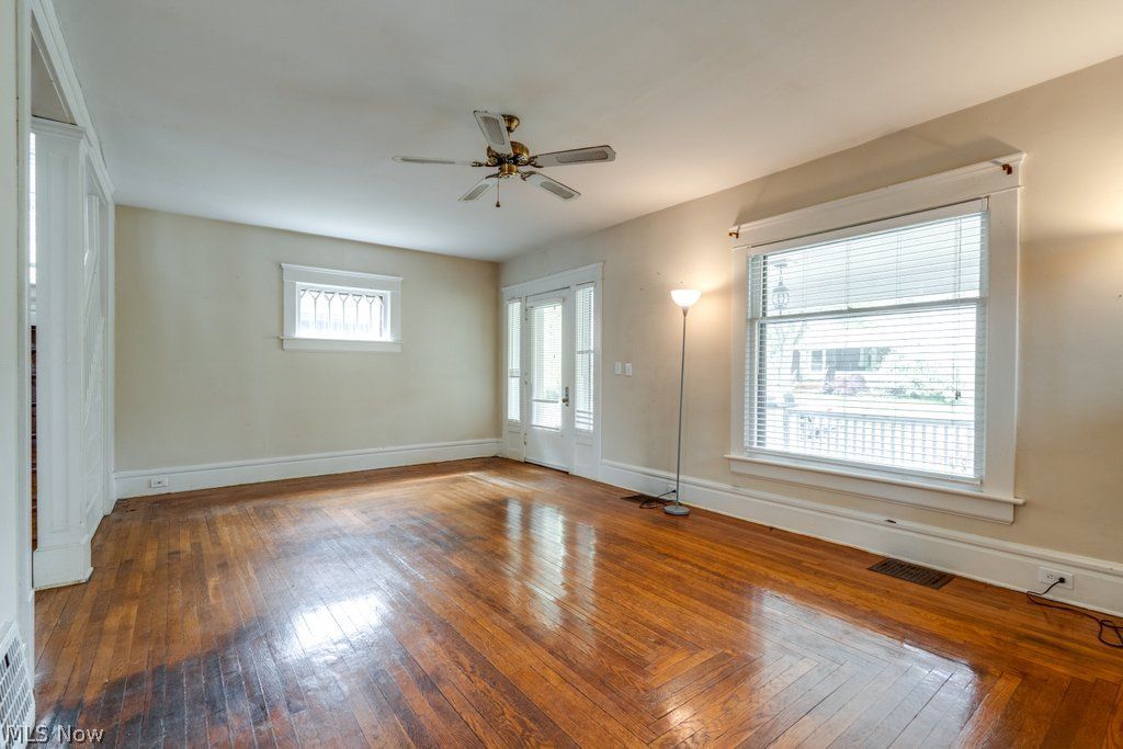 836 Elmore Avenue Akron OH 44302