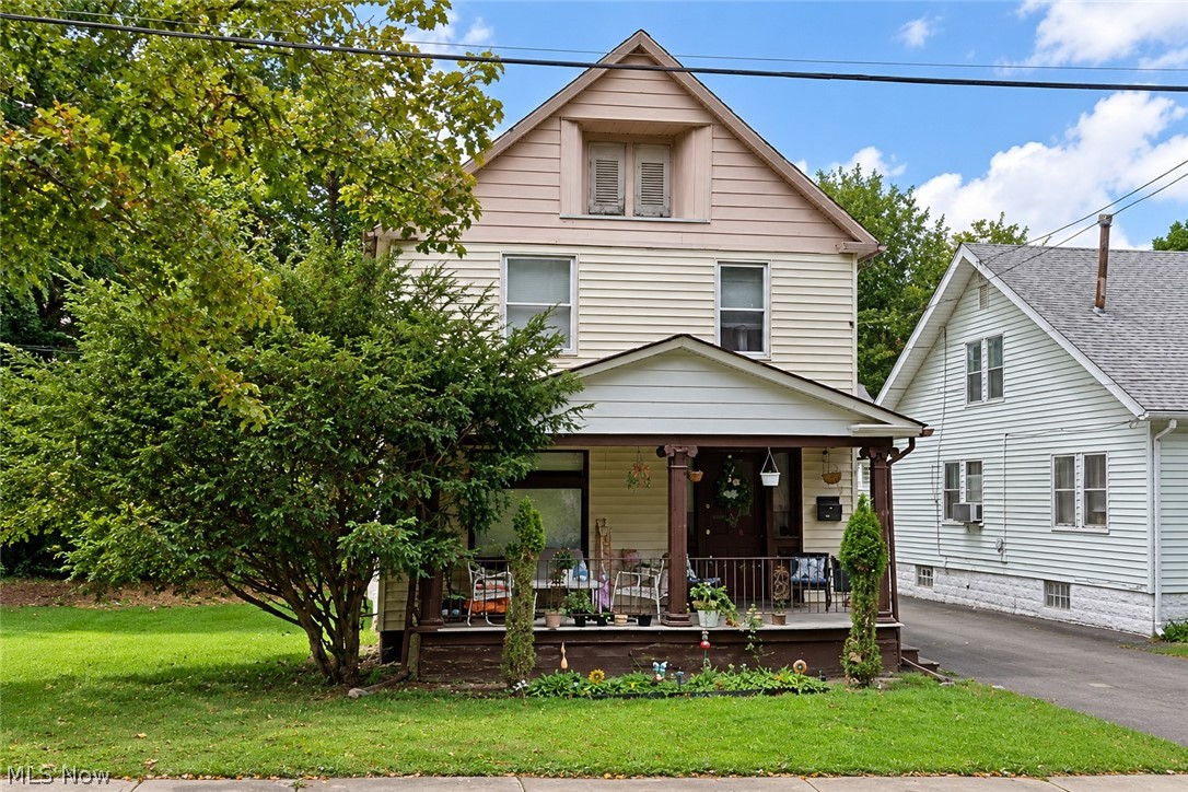 722 Cassius Avenue Youngstown OH 44505