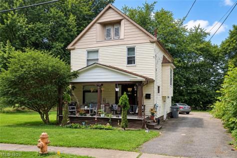 722 Cassius Avenue Youngstown OH 44505
