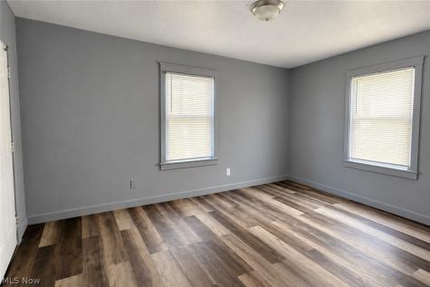 722 Cassius Avenue Youngstown OH 44505