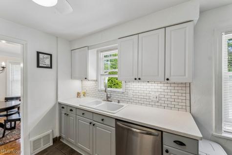 20562 Stanford Avenue Fairview Park OH 44126