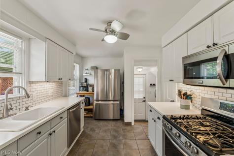20562 Stanford Avenue Fairview Park OH 44126