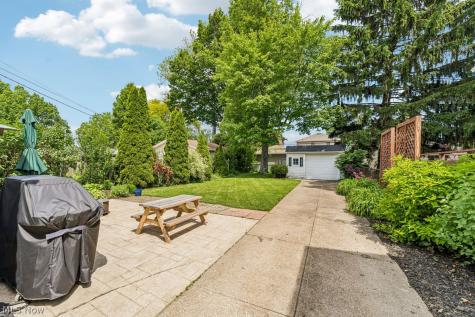 20562 Stanford Avenue Fairview Park OH 44126
