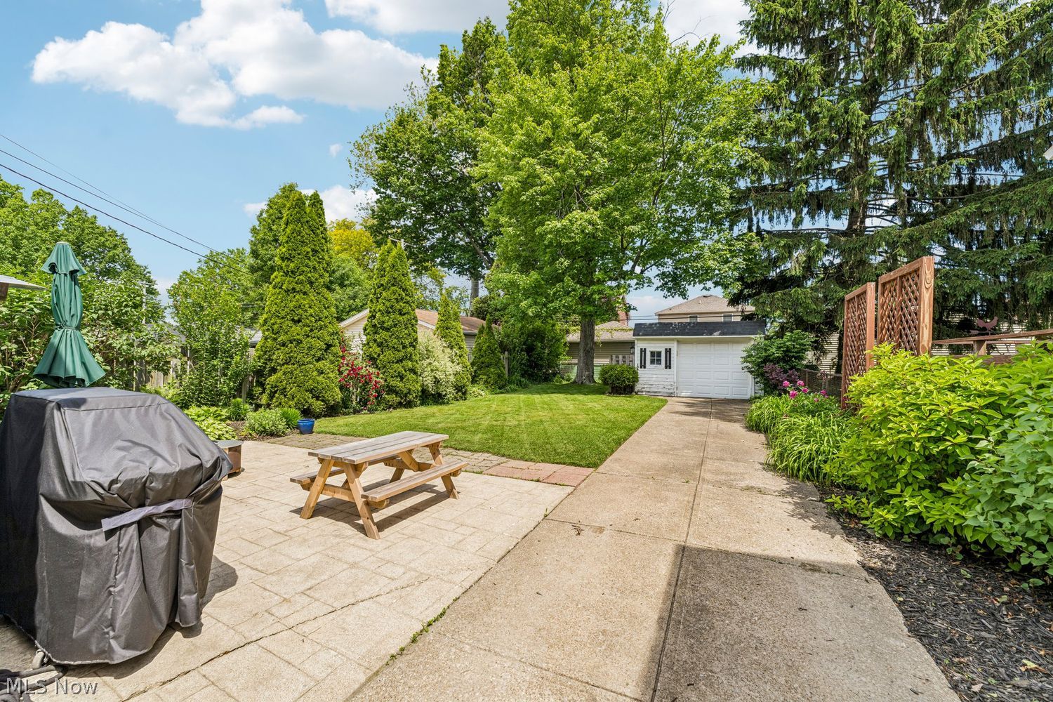 20562 Stanford Avenue Fairview Park OH 44126