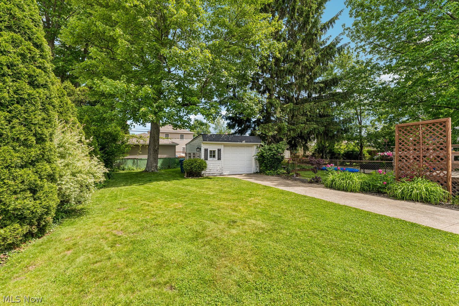 20562 Stanford Avenue Fairview Park OH 44126
