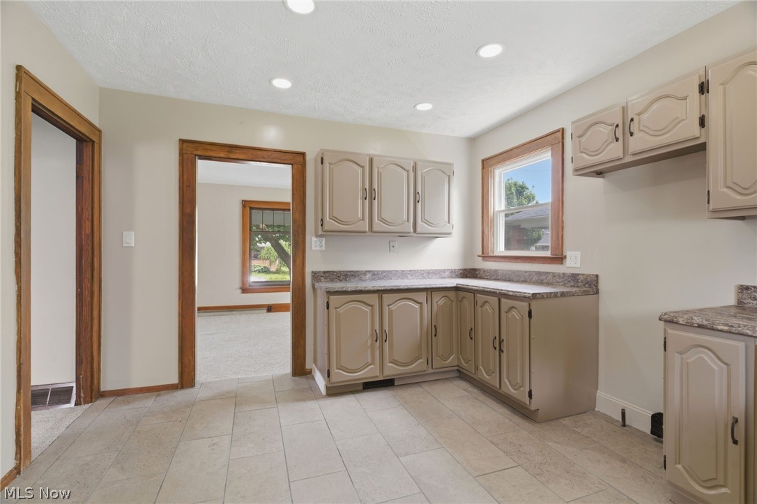 2321 S Arch Avenue S Alliance OH 44601