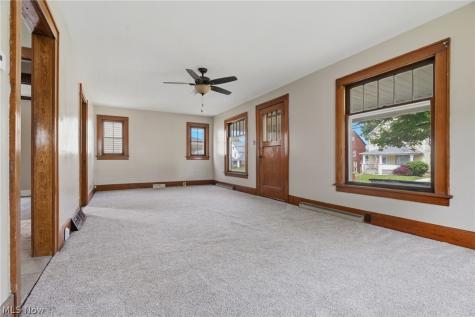 2321 S Arch Avenue S Alliance OH 44601