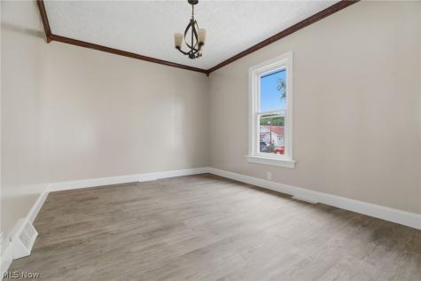 2321 S Arch Avenue S Alliance OH 44601
