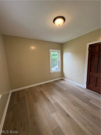 1195 Lindsay Avenue Akron OH 44306