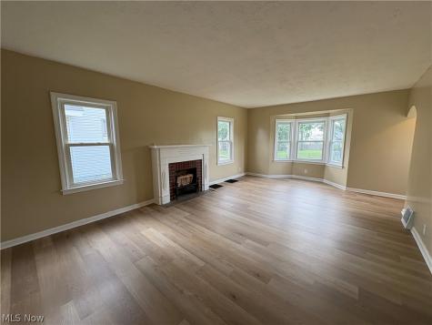 1195 Lindsay Avenue Akron OH 44306