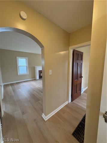1195 Lindsay Avenue Akron OH 44306