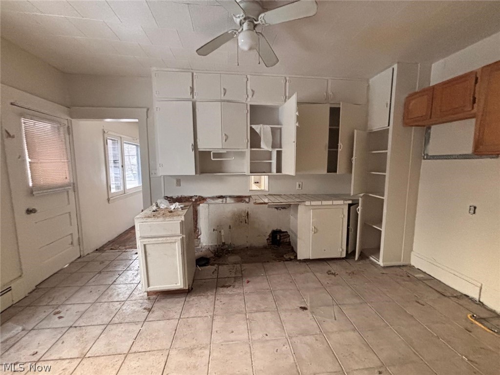 78 W Glendale Road Bedford OH 44146