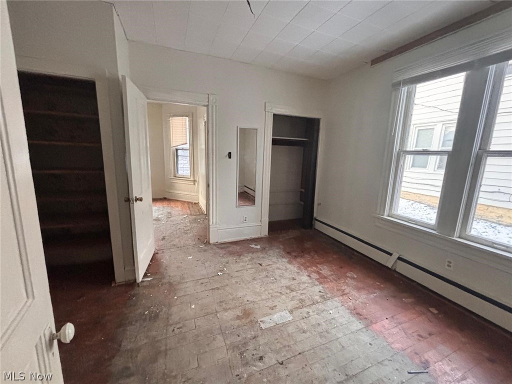 78 W Glendale Road Bedford OH 44146