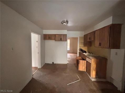 78 W Glendale Road Bedford OH 44146