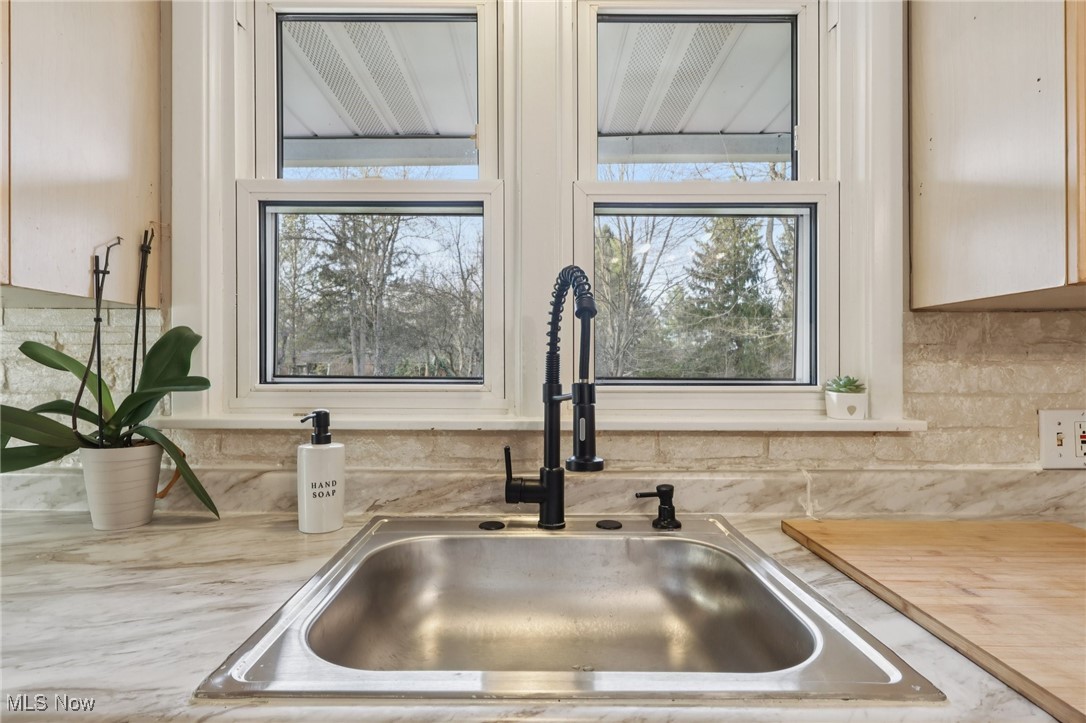 8457 Ridgewood Lane Novelty OH 44072