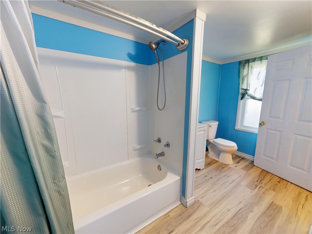 435 2nd Street SE Brewster OH 44613