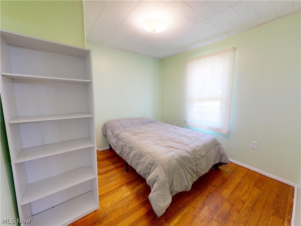 435 2nd Street SE Brewster OH 44613