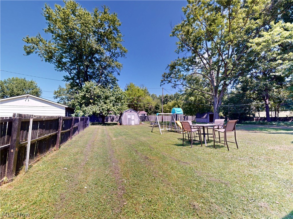 435 2nd Street SE Brewster OH 44613