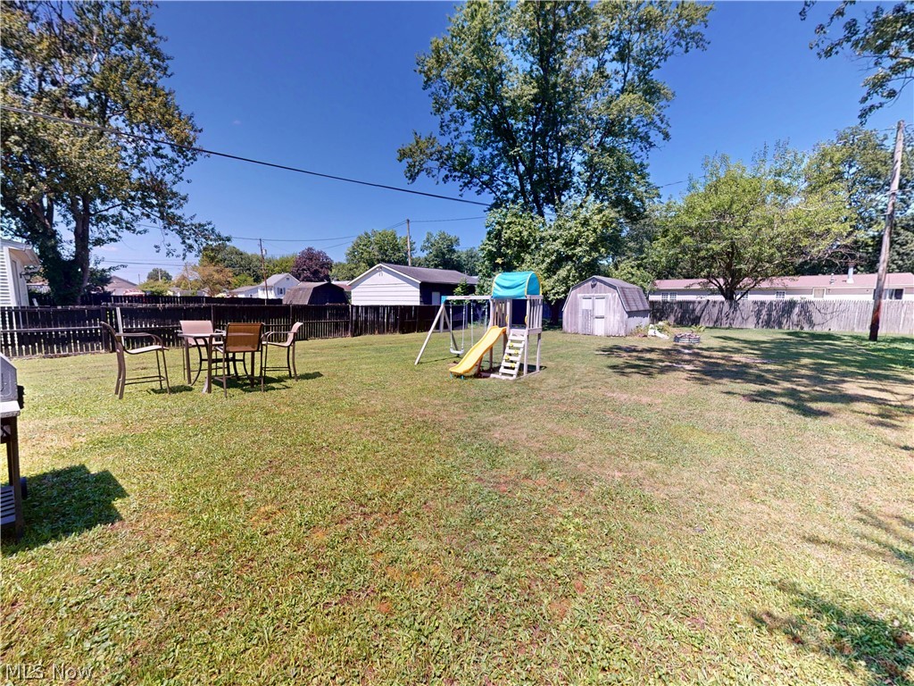 435 2nd Street SE Brewster OH 44613