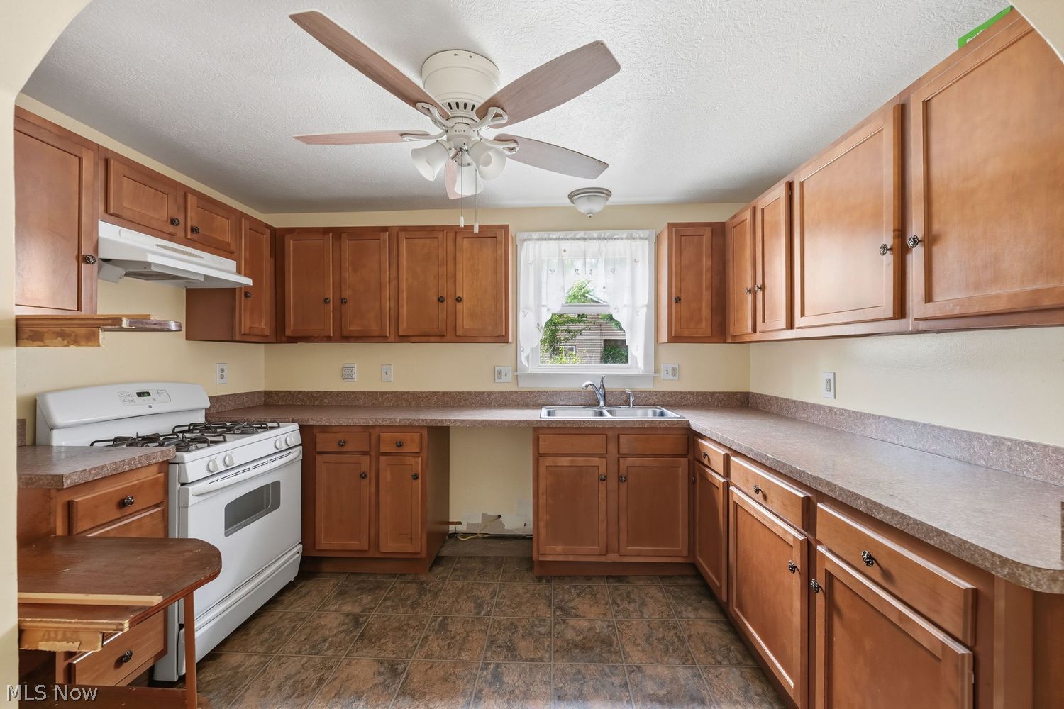 1011 Orchard Avenue Aurora OH 44202