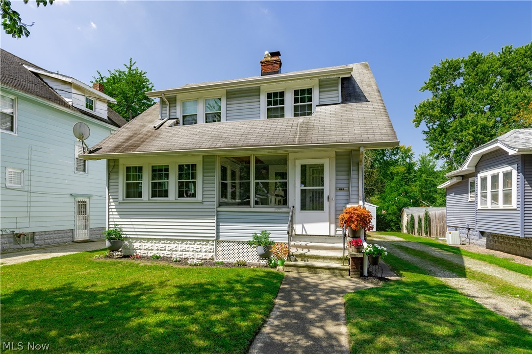 324 Montrose Avenue Akron OH 44310