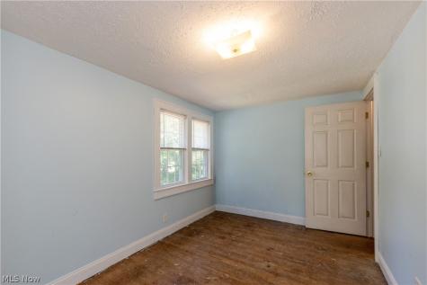 324 Montrose Avenue Akron OH 44310