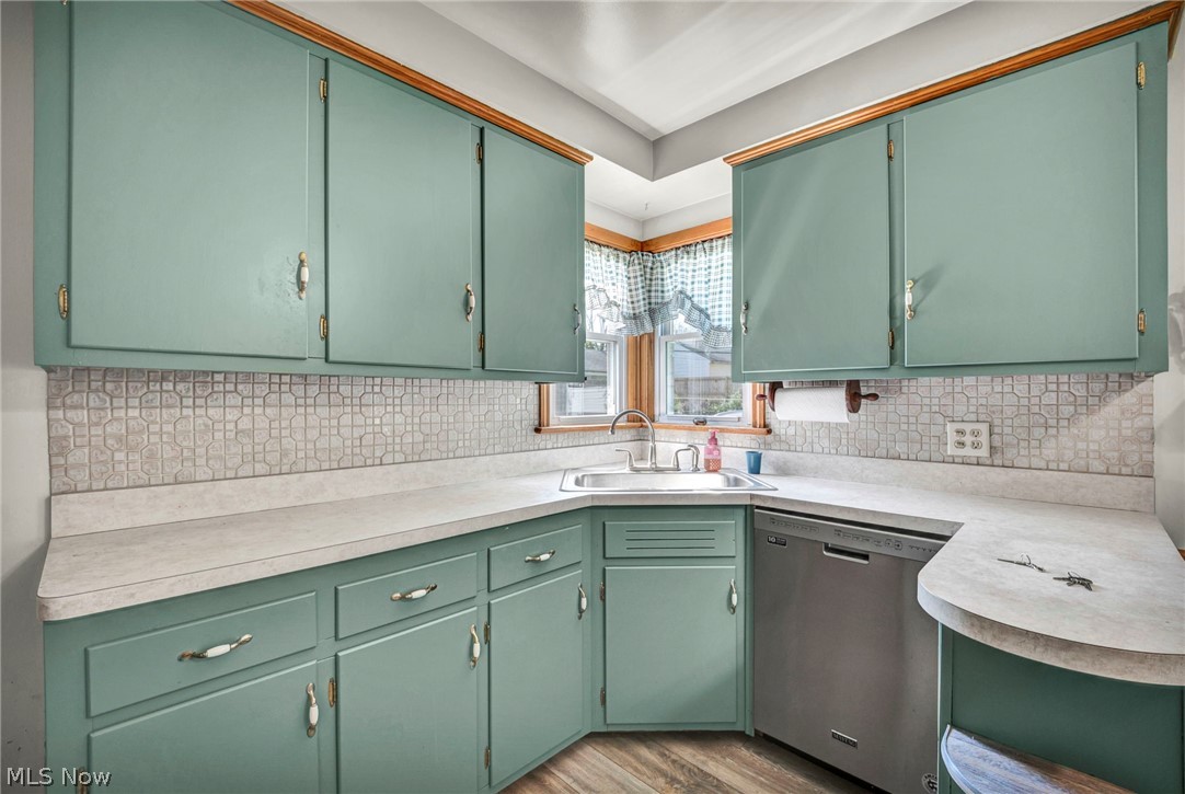22 Natalie Road Bedford OH 44146