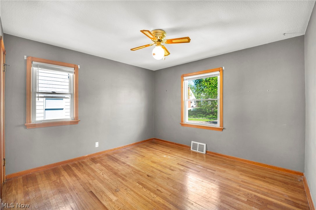 22 Natalie Road Bedford OH 44146