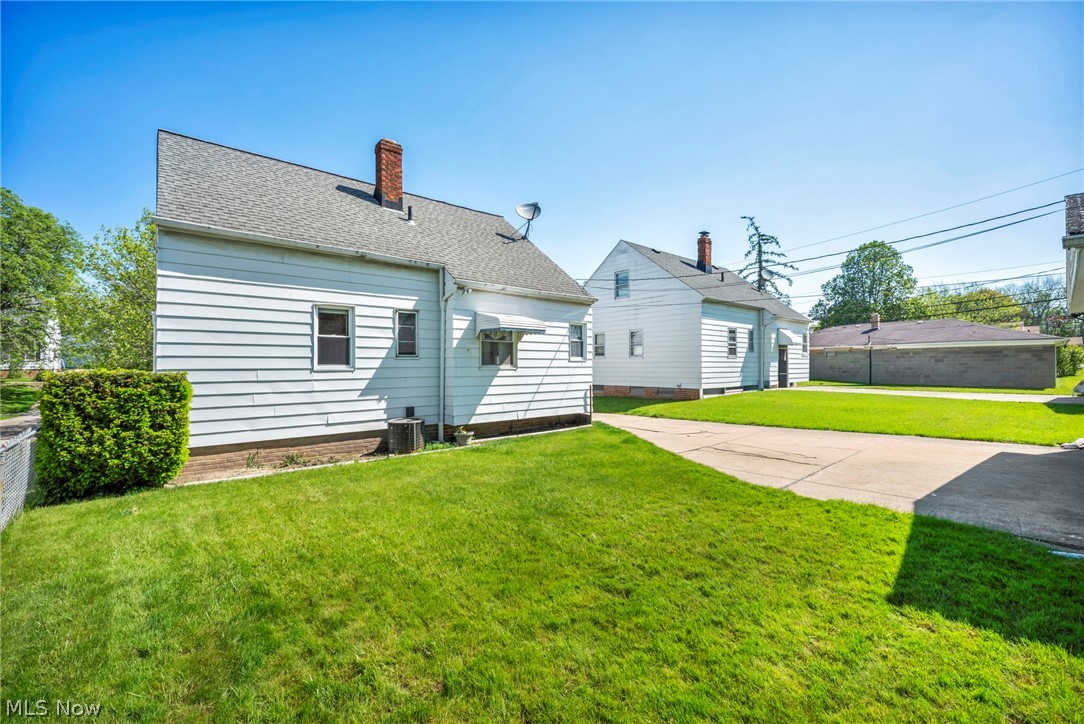 22 Natalie Road Bedford OH 44146