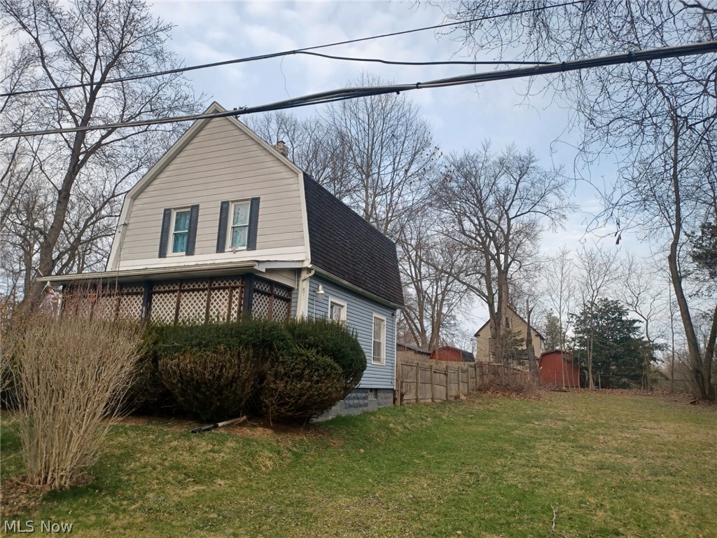 819 Lyden Avenue Youngstown OH 44505