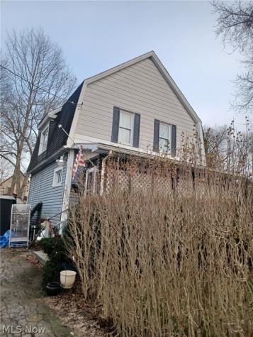 819 Lyden Avenue Youngstown OH 44505