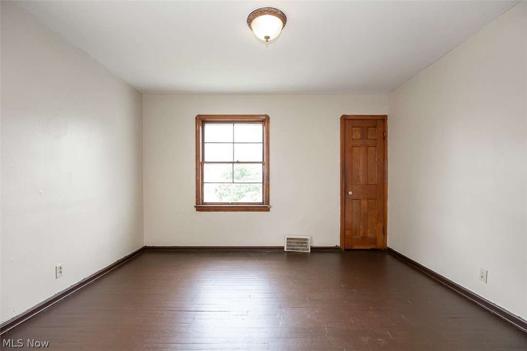 11509 Tonsing Drive Garfield Heights OH 44125
