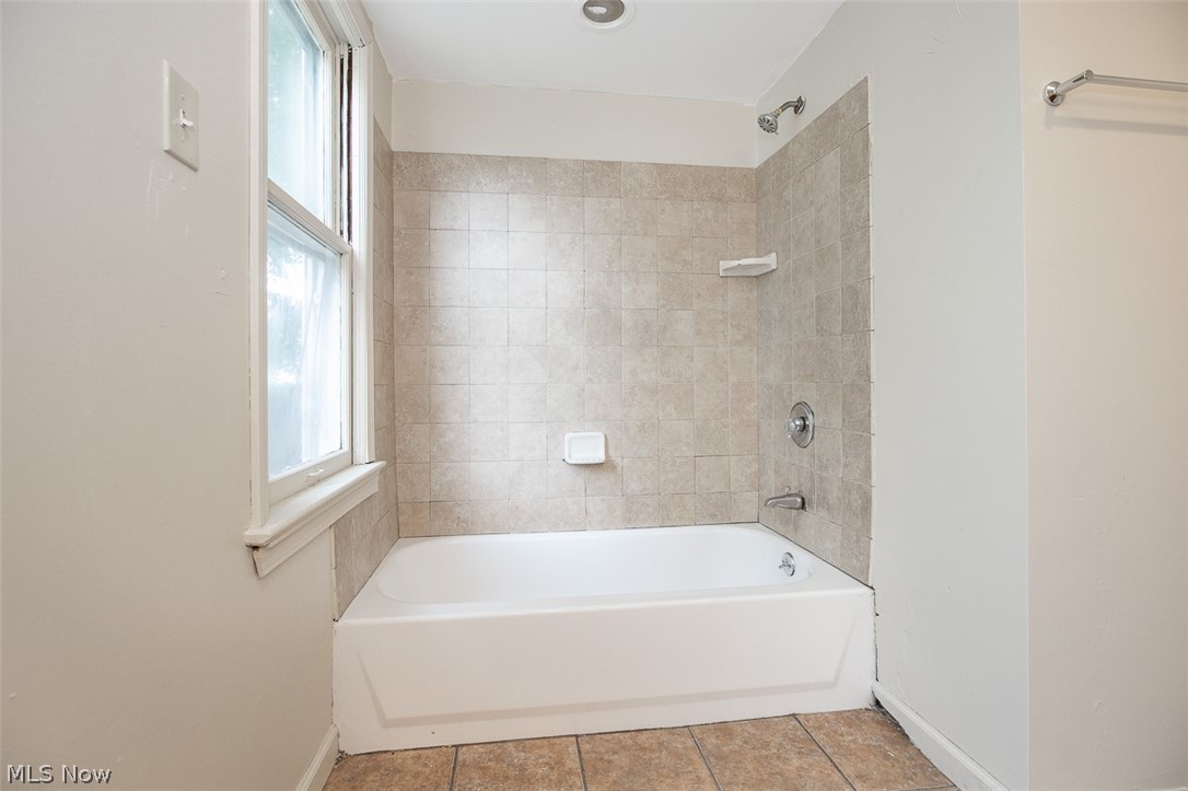 11509 Tonsing Drive Garfield Heights OH 44125