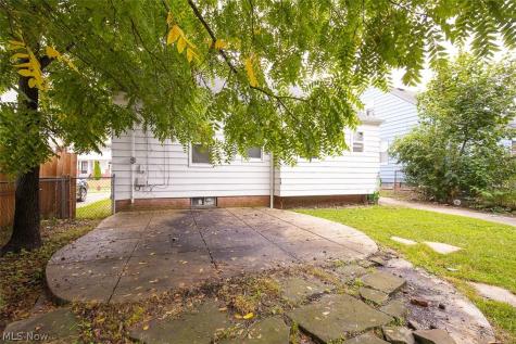 11509 Tonsing Drive Garfield Heights OH 44125