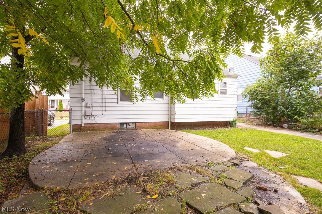 11509 Tonsing Drive Garfield Heights OH 44125