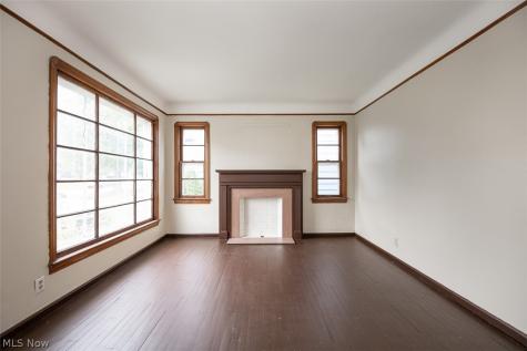 11509 Tonsing Drive Garfield Heights OH 44125