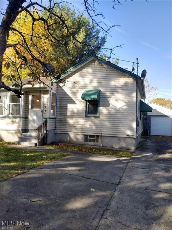 148 Millet Avenue Youngstown OH 44509