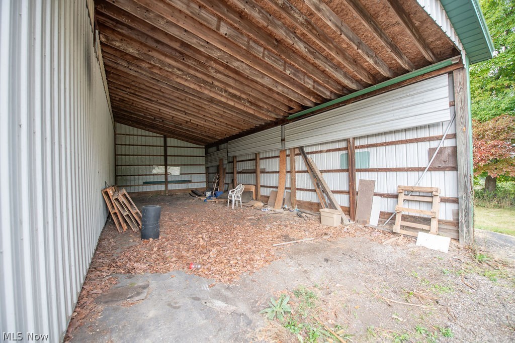 2468 Tabor Ridge Road NE New Philadelphia OH 44663