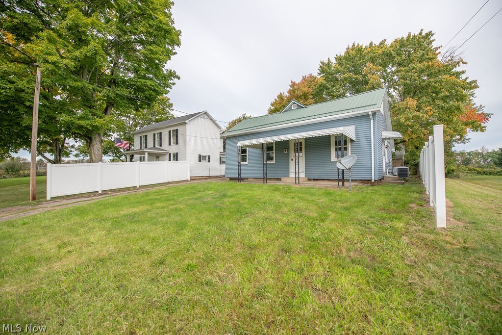2468 Tabor Ridge Road NE New Philadelphia OH 44663