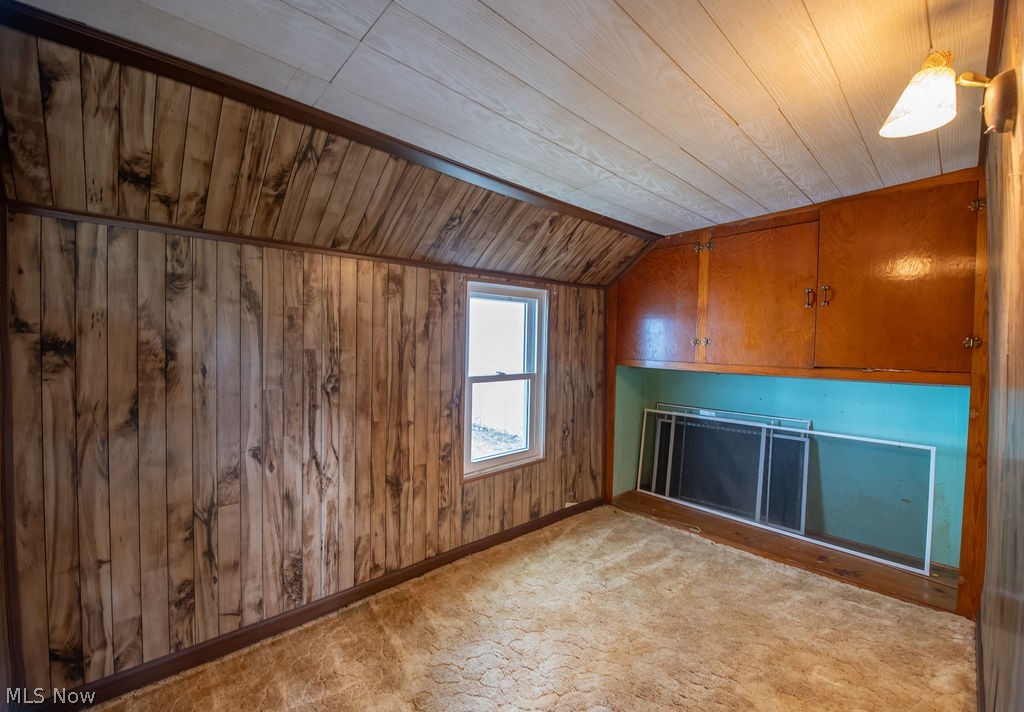 2468 Tabor Ridge Road NE New Philadelphia OH 44663