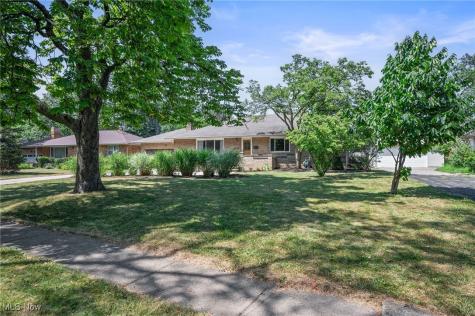 11580 Lake Avenue Cleveland OH 44102