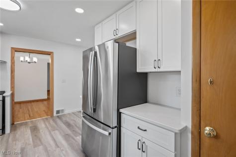 11580 Lake Avenue Cleveland OH 44102