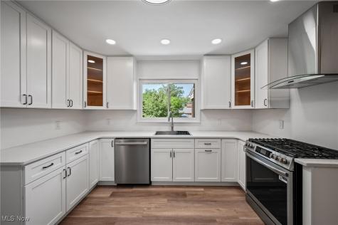 11580 Lake Avenue Cleveland OH 44102