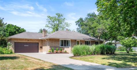 11580 Lake Avenue Cleveland OH 44102