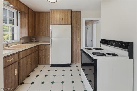 105 Donner Avenue NW North Canton OH 44720