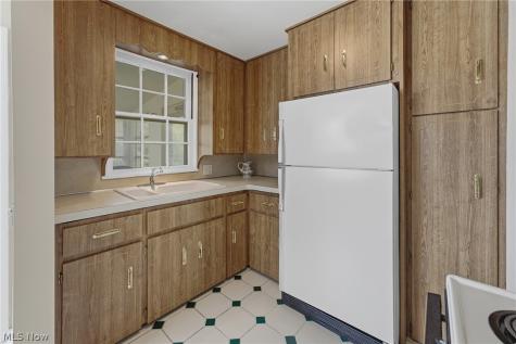 105 Donner Avenue NW North Canton OH 44720