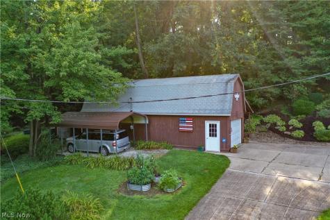 6208 Arrow Road NW Minerva OH 44657